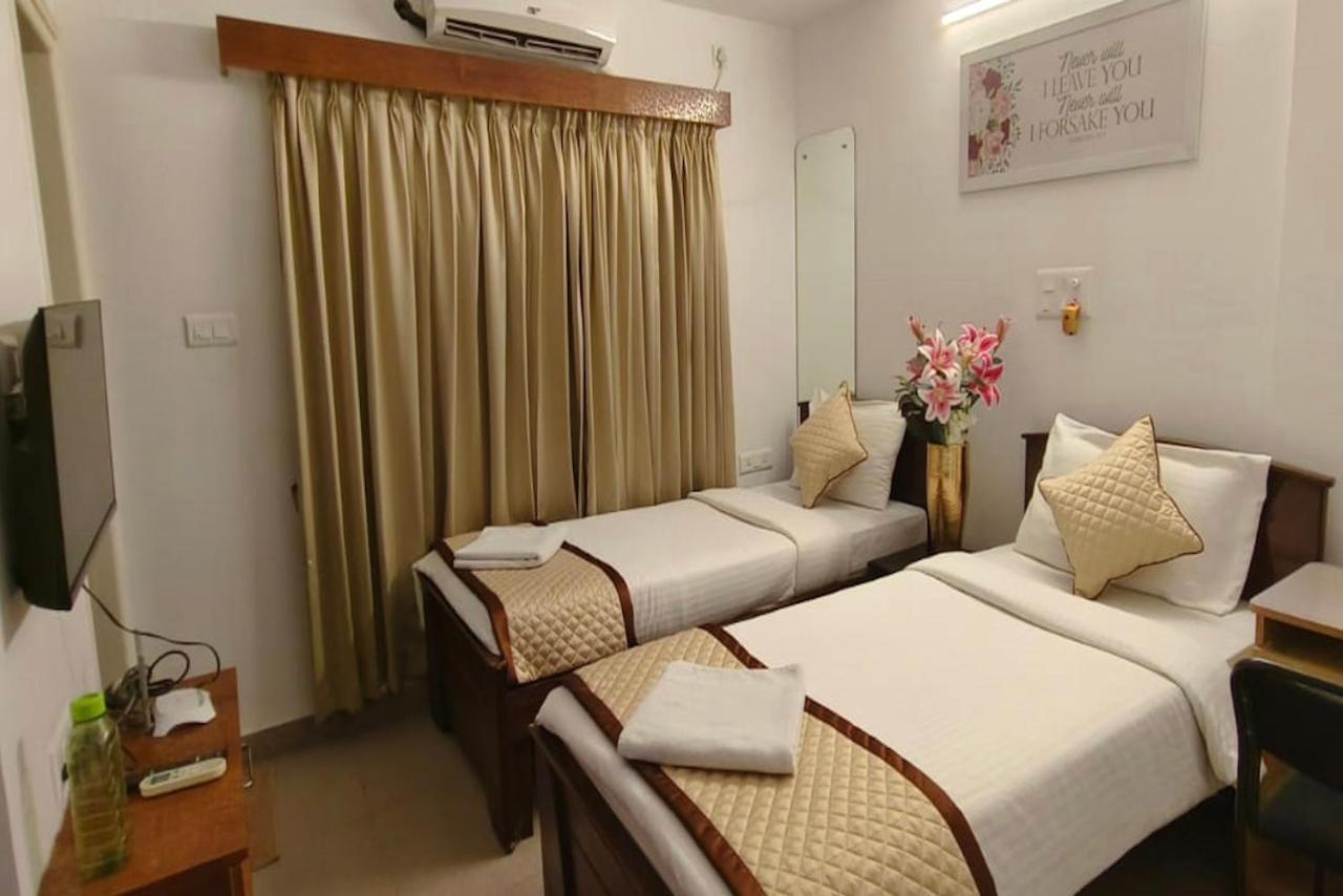 Yahweh Suites บังกาลอร์ ภายนอก รูปภาพ
